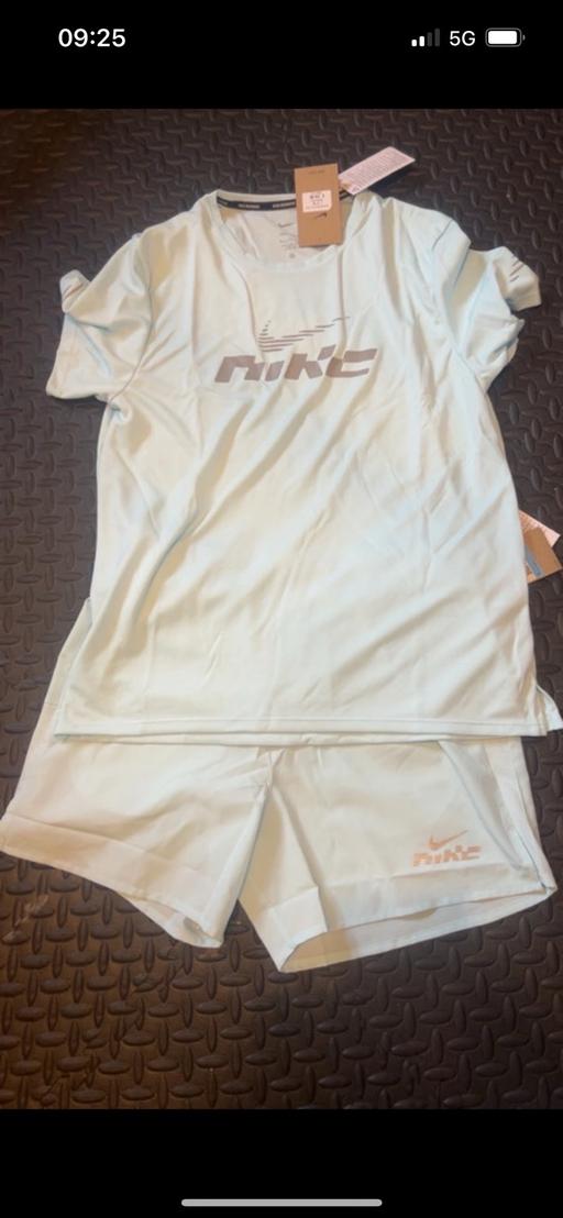 Buy & Sell Adlington Chorley - Photos for Nike running set