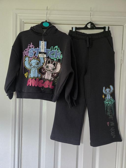 Buy & Sell Biddulph Staffordshire Moorlands - Photos for Brand new girls age 5-6 stitch tracksuit