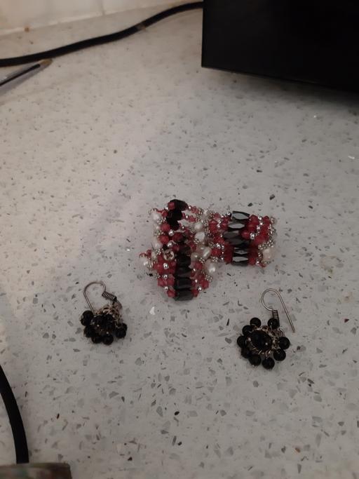 Buy & Sell South Hylton Sunderland - Photos for 3pk jewellery
