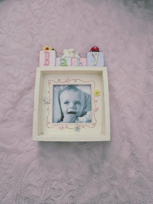Buy & Sell Newton Doncaster - Photos for Ceramic baby girl photo frame.