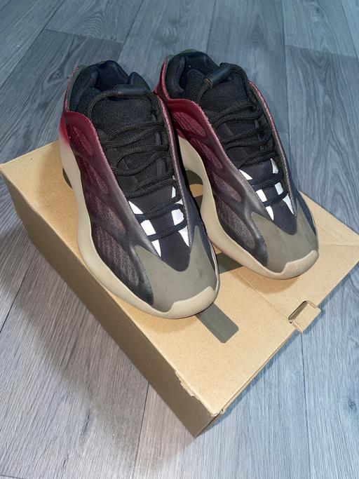 Buy & Sell Forest Gate East London - Photos for Yeezy