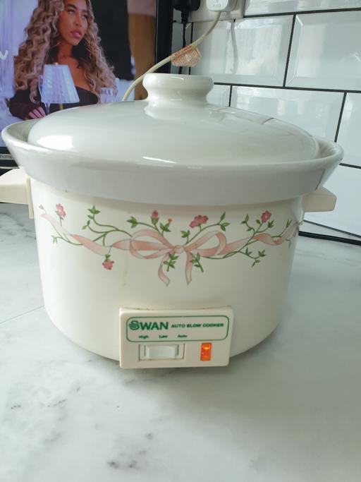 Buy & Sell Kings Norton Birmingham - Photos for Crock swan slow cooker