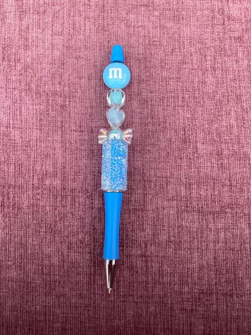 courses Heath Town Wolverhampton - Photos for Blue beaded M&M pen