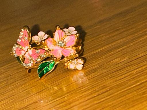 Buy & Sell Northville South Gloucestershire - Photos for Forest-Style Pink Floral Butterfly Open Ring