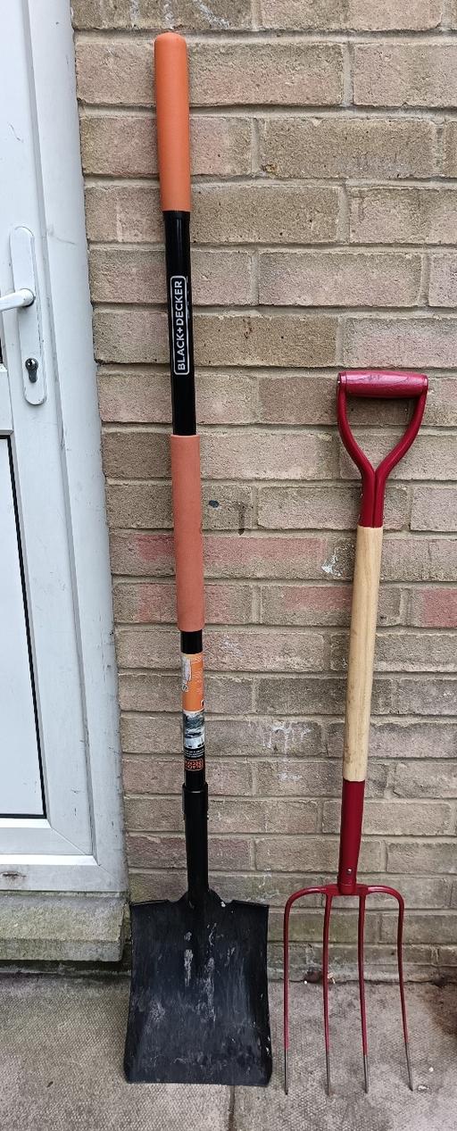 Buy & Sell Nunhead South East London - Photos for large gardening shovel and fork