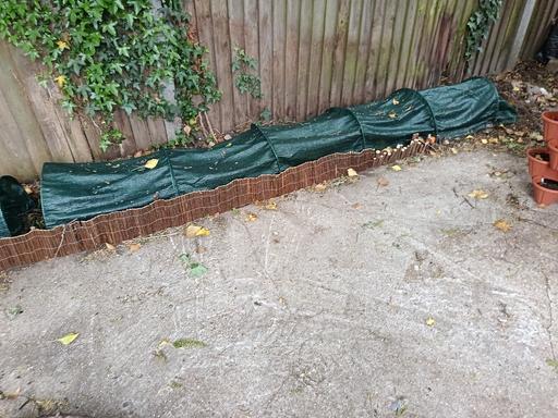 Buy & Sell Peckham South East London - Photos for Garden tunnel in good condition
