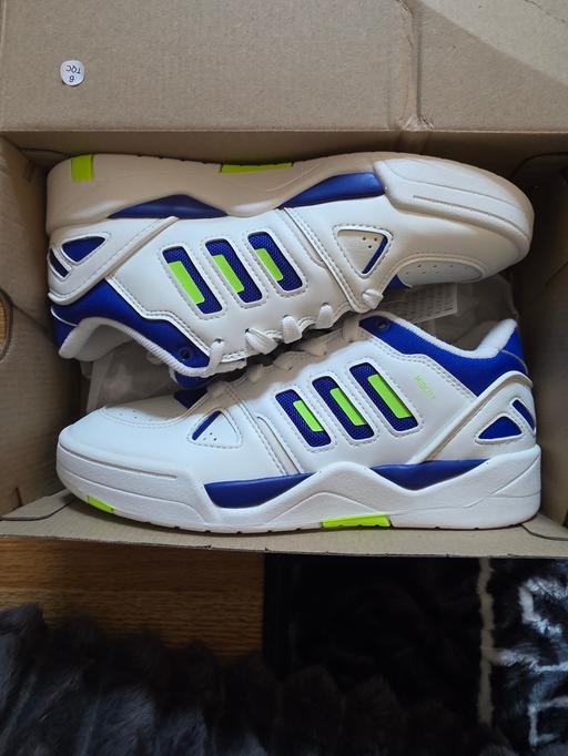 Buy & Sell New Lodge Barnsley - Photos for Adidas Midcity Low UK5.5 Unisex *BNWT