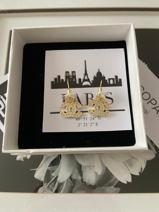 Buy & Sell Hamilton South Lanarkshire - Photos for Was £13 lovely new boxed earrings