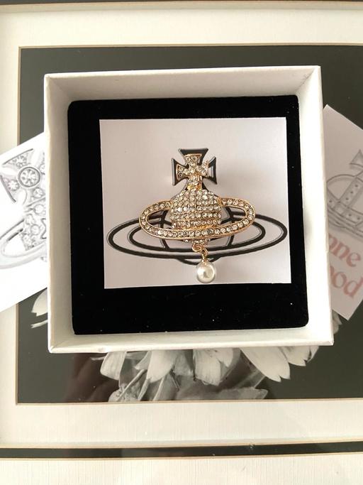 Buy & Sell Hamilton South Lanarkshire - Photos for Was £9 lovely new boxed brooch