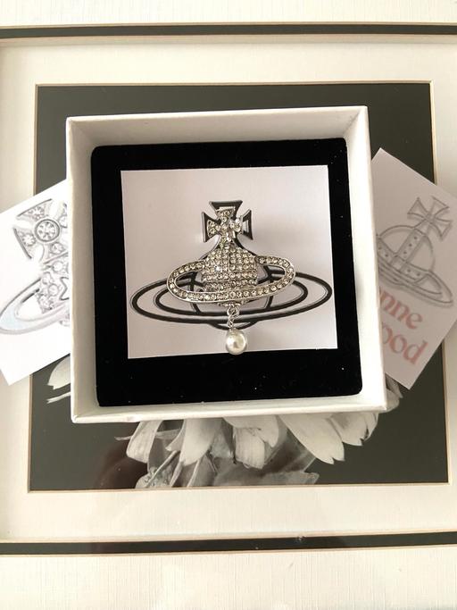 Buy & Sell Hamilton South Lanarkshire - Photos for Was £9 lovely new boxed brooch