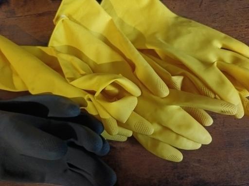 Buy & Sell Peckham South East London - Photos for x4 pair rubber gloves used sizes s/m