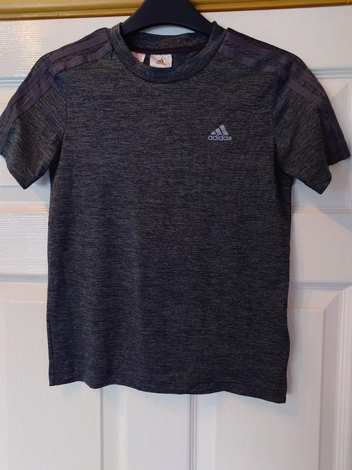 Buy & Sell Woodthorpe Charnwood - Photos for Boys grey Adidas top size 9-10 years