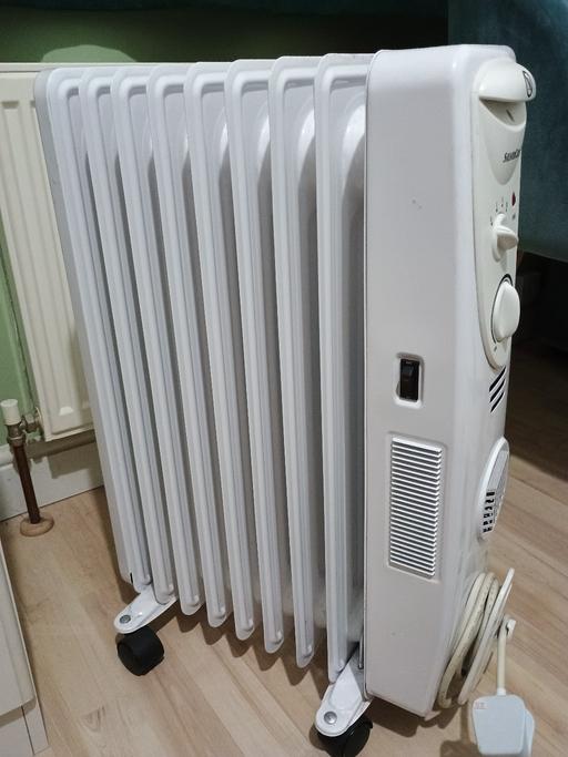 Buy & Sell Leamouth East London - Photos for Electric oil radiator