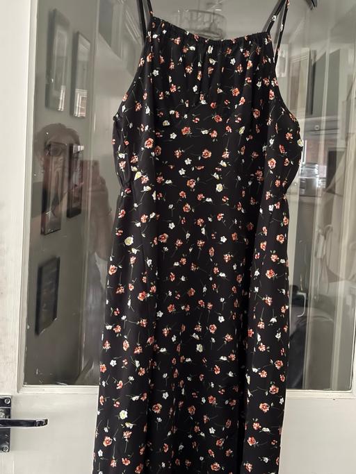Buy & Sell Broadfield Crawley - Photos for Ladies strappy summer dress