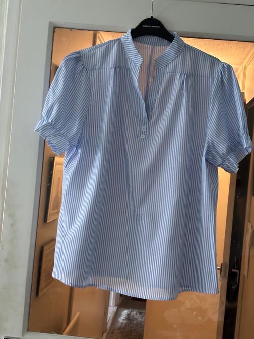 Buy & Sell Broadfield Crawley - Photos for Brand new ladies short sleeve blouse