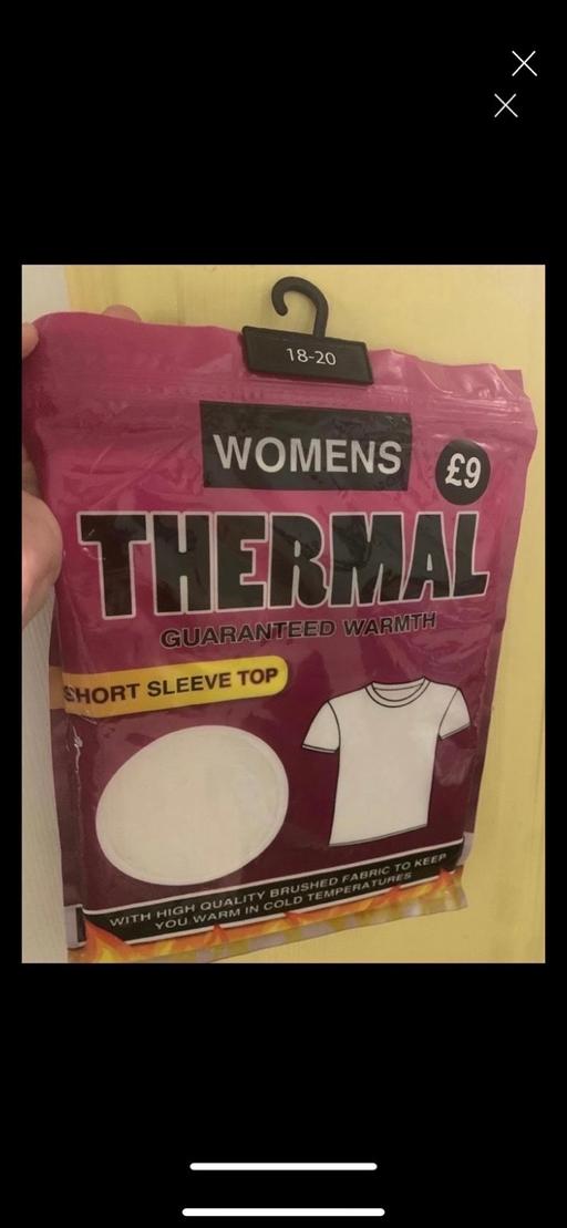Buy & Sell Wednesbury Sandwell - Photos for Top thermal 18/20 ladies