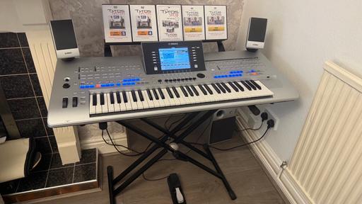 Buy & Sell Leigh Wigan - Photos for Yamaha tyros 4 keyboard