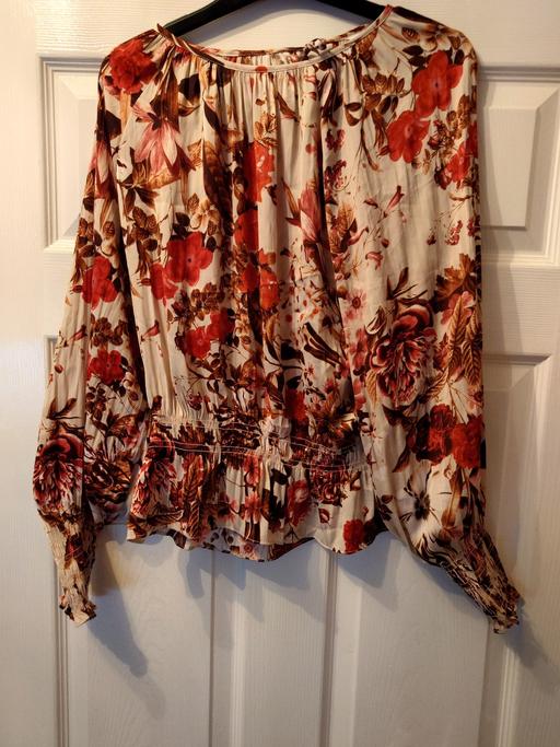 Buy & Sell Woodthorpe Charnwood - Photos for Women's floral blouse size 10
