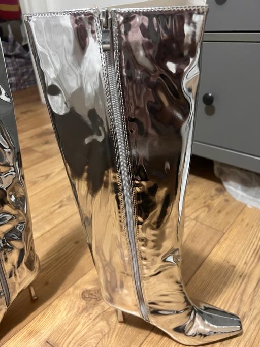 Buy & Sell Southall Ealing - Photos for Silver Boots