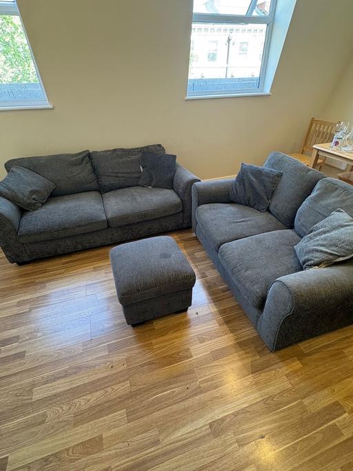 Buy & Sell Holloway North London - Photos for Sofa set (3 man + 2 man+ footstool)
