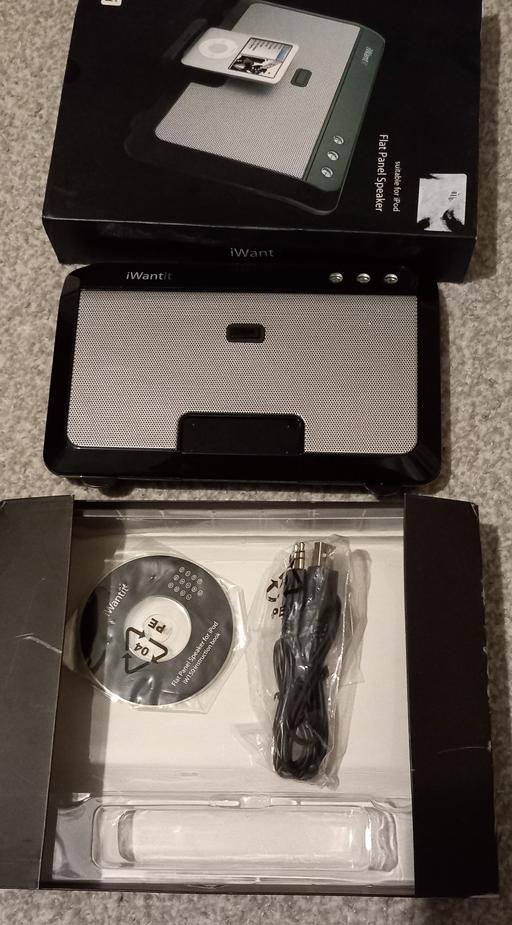 Buy & Sell Newbridge Wolverhampton - Photos for iwantit ipod docking speakers black