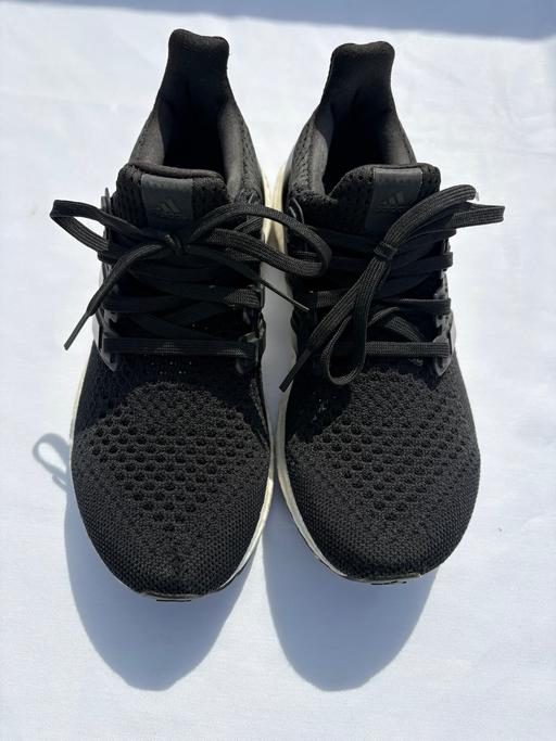 Buy & Sell Canonbury North London - Photos for Uk:4.5 Womens adidas ultra boost/ run/jog