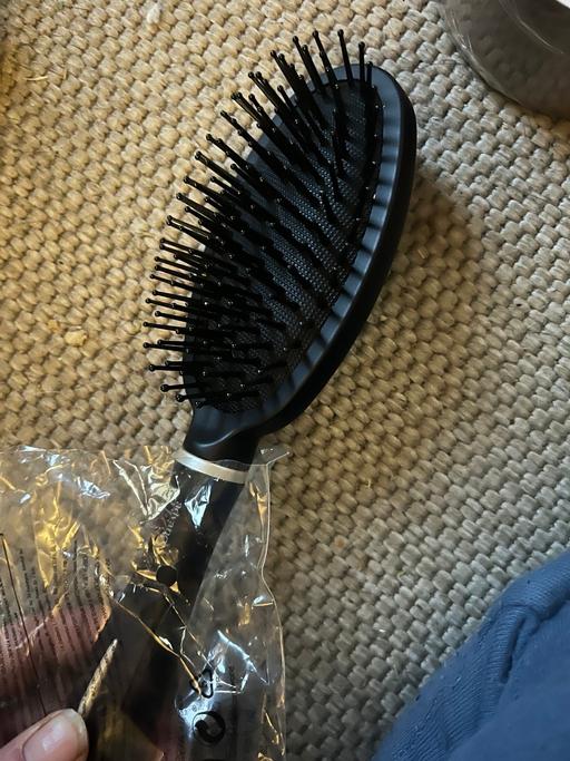 Buy & Sell Wednesfield Wolverhampton - Photos for New brush 2£ a few
