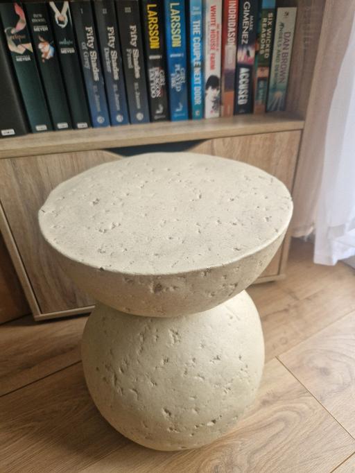 Buy & Sell Hall Green Birmingham - Photos for cream beige stone effect side table