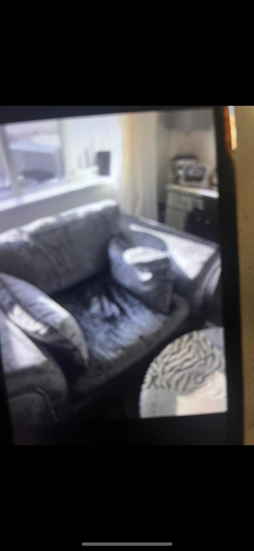 Buy & Sell Romford Barking and Dagenham - Photos for Corner sofa and cuddle chair and footstool