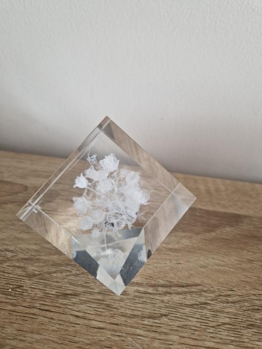 Buy & Sell Hall Green Birmingham - Photos for crystal glass floral bouquet paperweight