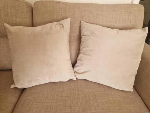 Buy & Sell Hall Green Birmingham - Photos for 2x cream beige soft touch scatter cushions