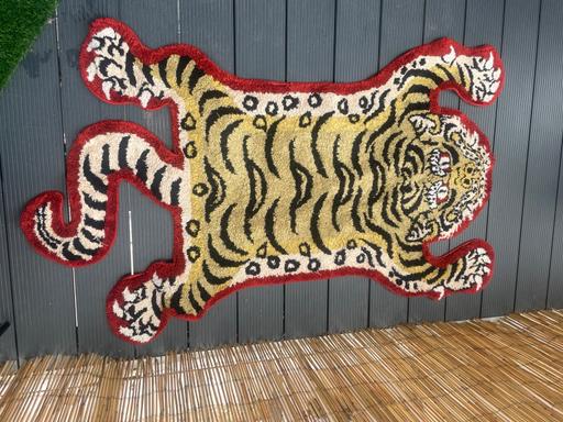 Buy & Sell Hoxton North London - Photos for Large Tiger rug
