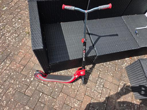 Buy & Sell Moseley Birmingham - Photos for Globber Flow Foldable Scooter in Red