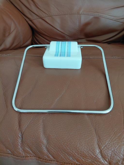Buy & Sell Woodsetton Dudley - Photos for towel holder