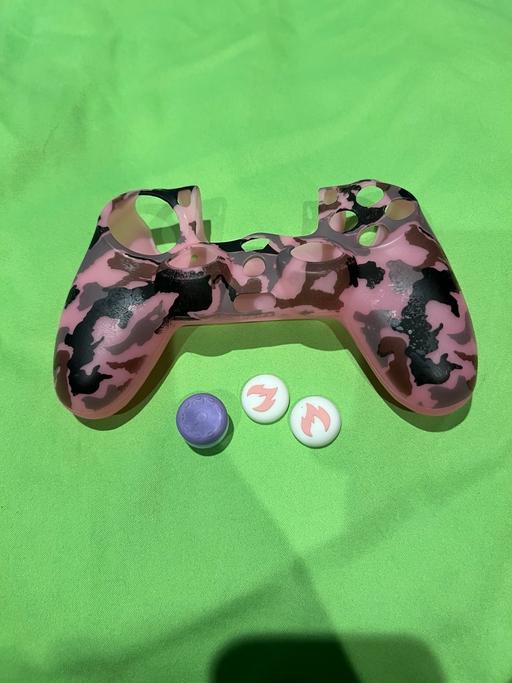 Buy & Sell Didcot South Oxfordshire - Photos for PS4 skin and joystick caps