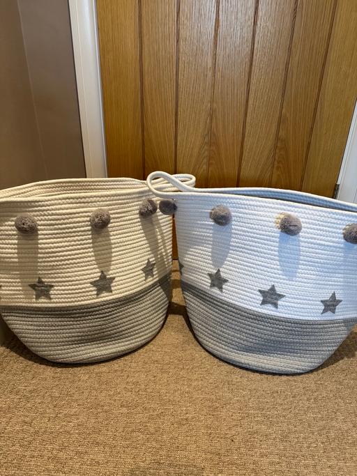 Buy & Sell New Eltham South East London - Photos for 2 large grey and white storage baskets