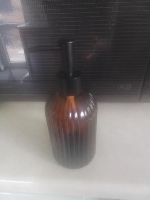 Buy & Sell Streetly Walsall - Photos for BRAND NEW AMBER SOAP DISPENSER COST £3