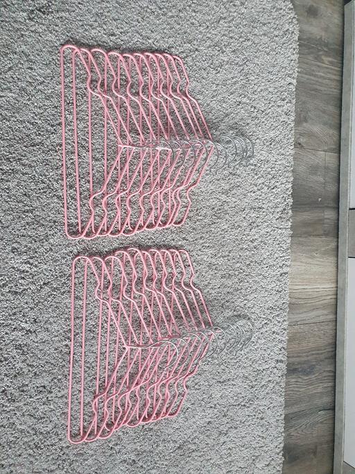 Buy & Sell Stainforth Doncaster - Photos for New non slip coat hangers 20