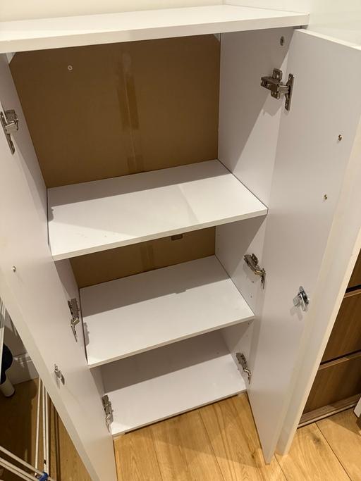 Buy & Sell Surrey Quays South East London - Photos for White wooden cabinet