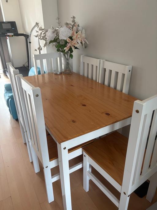 Buy & Sell Farnborough Rushmoor - Photos for Dunelm dining table and 6 chairs