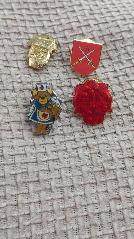 Buy & Sell Lyppard Hanford Worcester - Photos for pin brooches-set of 4