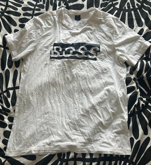 Buy & Sell Higher Bebington Wirral - Photos for Hugo Boss T-shirt