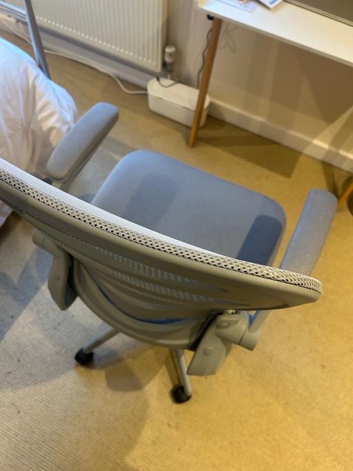 Buy & Sell Limehouse East London - Photos for Grey office chair