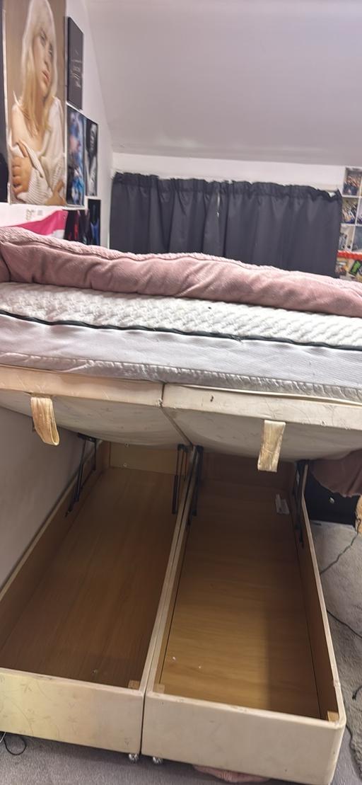 Buy & Sell High Wycombe Buckinghamshire - Photos for STORAGE DOUBLE BED WITH MEMORY FOAM MATTRESS