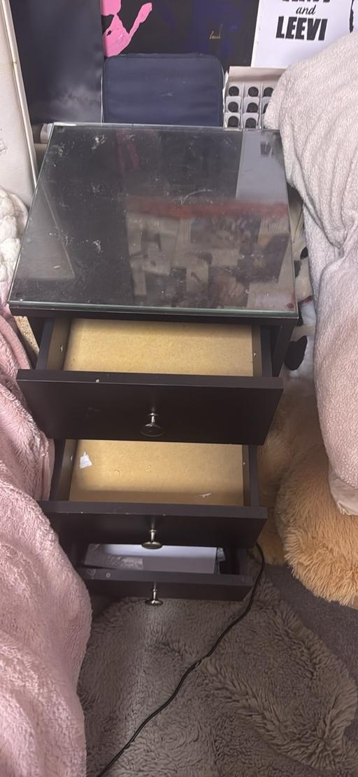 Buy & Sell High Wycombe Buckinghamshire - Photos for Side table