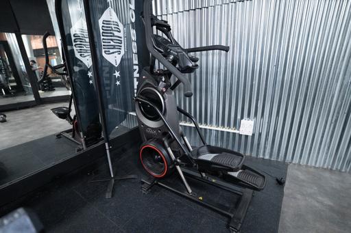 Buy & Sell Charing Cross Central London - Photos for Bowflex Max Trainer M6