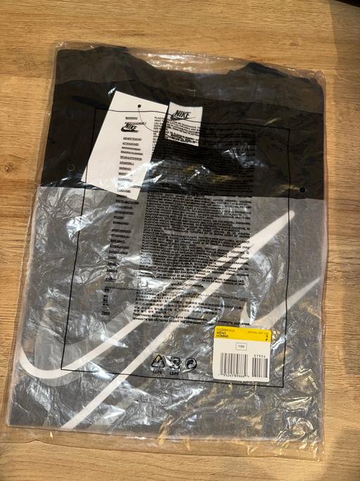 Buy & Sell Thornton Heath Croydon - Photos for Men’s Nike swoosh T-shirt small