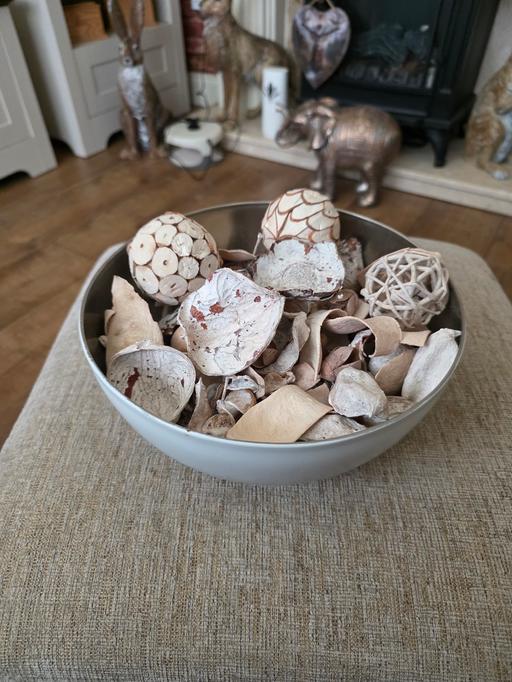 Buy & Sell Pensnett Dudley - Photos for METAL CREAM BOWL & POTPOURRI