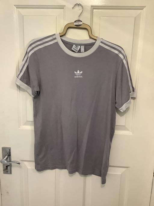 Buy & Sell Woodsetton Dudley - Photos for Adidas top