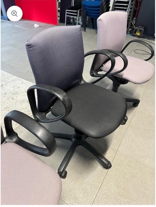 Buy & Sell Waddon South East London - Photos for Deep Purple and Black Swivel Office Chair